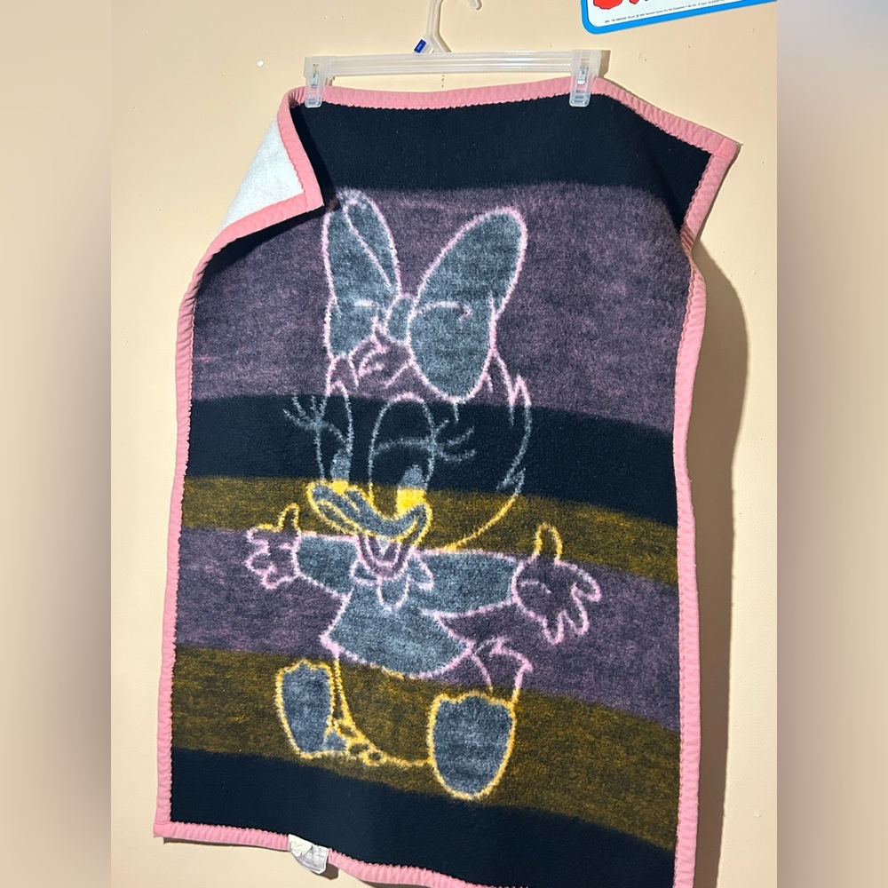 Vtg 1984 Disney Baby Daisy Duck Biederlack Blanket 38”x27” Made in USA - Picture 6 of 9